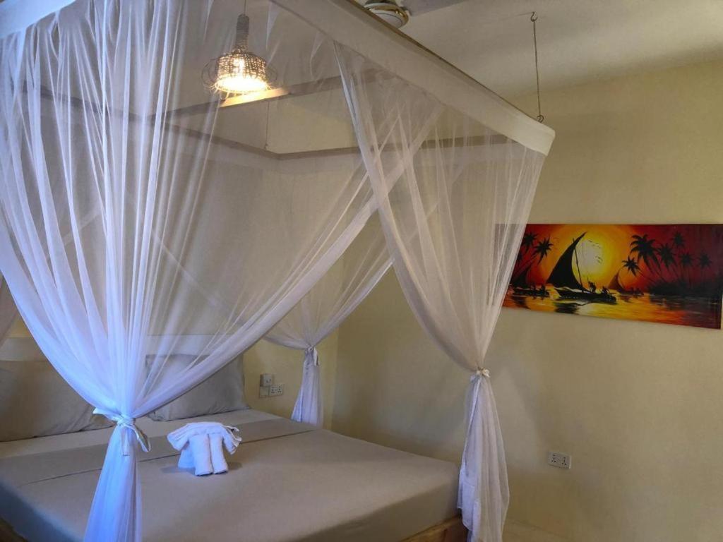 Villa's Tropical Sunset - New Opening March 2024 Holiday home *