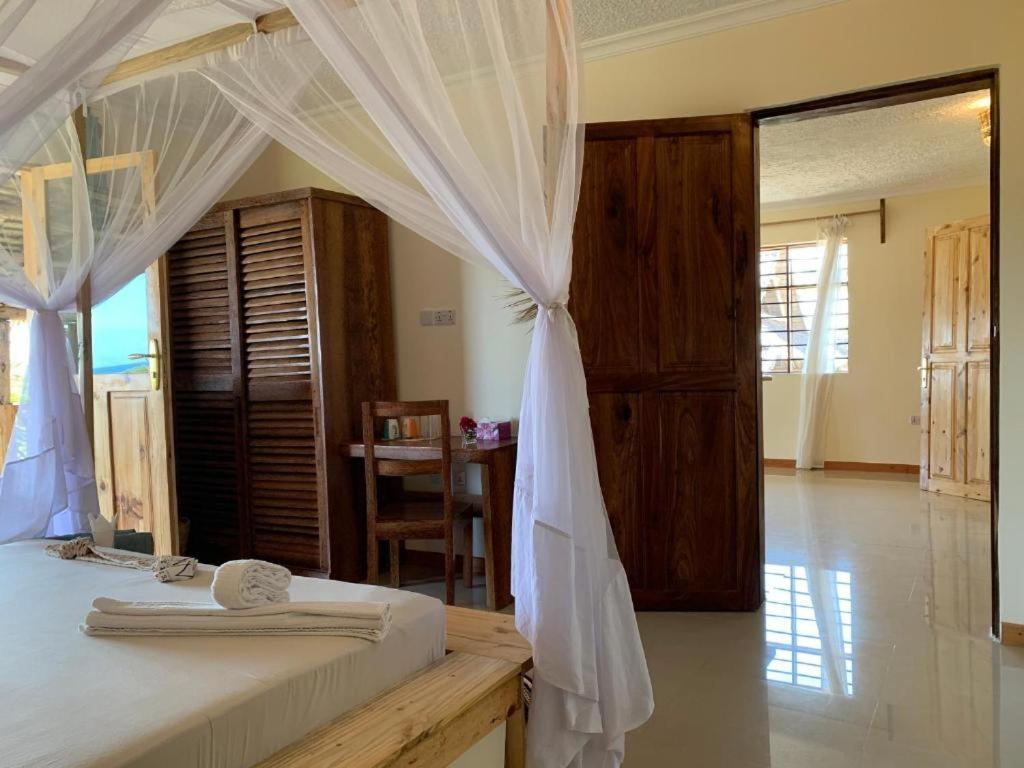 Villa's Tropical Sunset - New Opening March 2024 Holiday home Kiwengwa (Zanzibar)