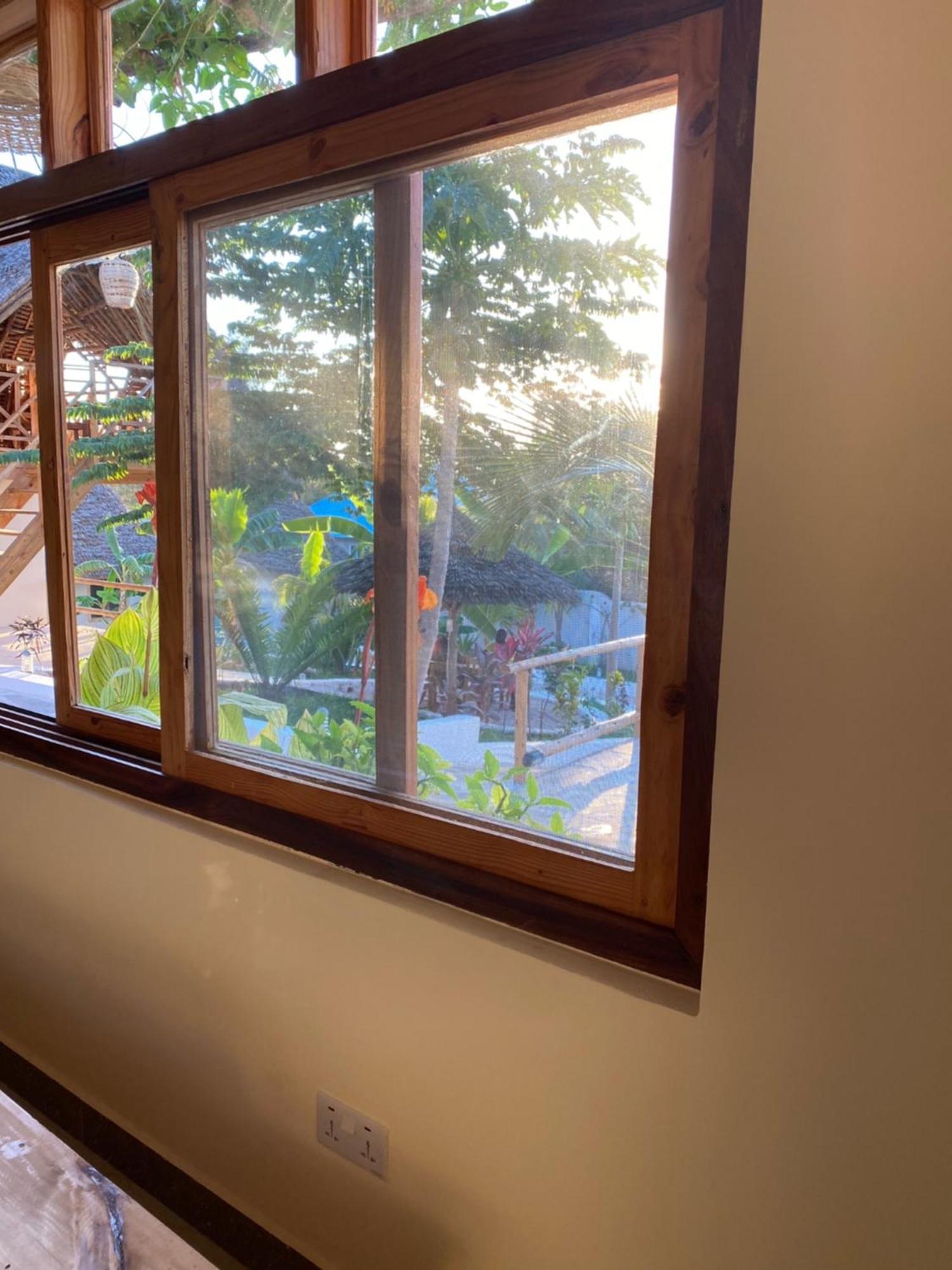 Villa's Tropical Sunset - New Opening March 2024 Holiday home *
