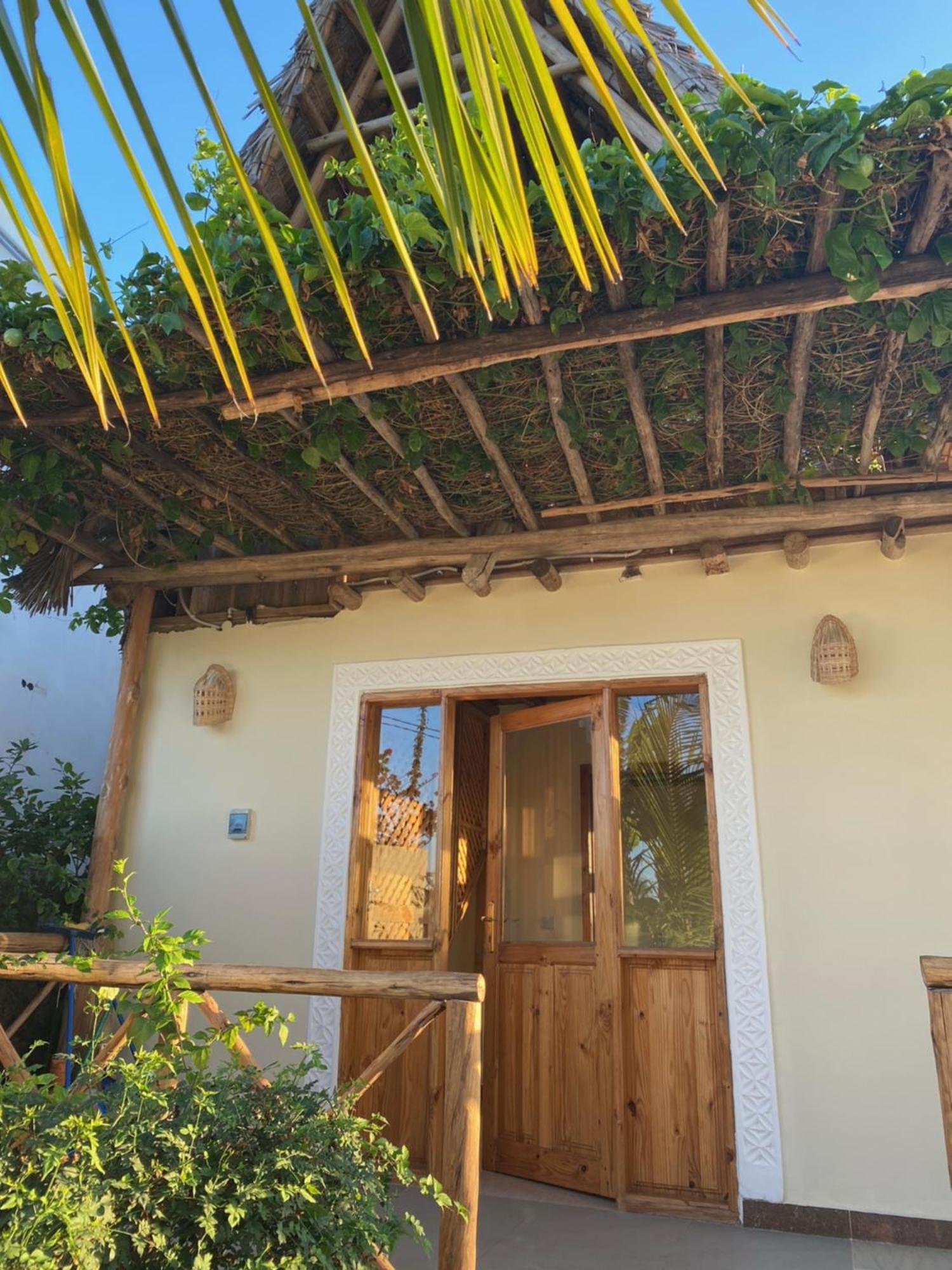 Villa's Tropical Sunset - New Opening March 2024 Holiday home